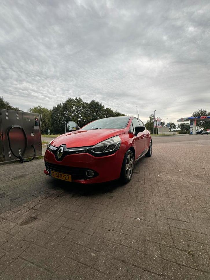 Renault Clio ENERGY 1.5 DCI 66KW 5-DRS 2013 Rood, Auto's, Renault, Particulier, Clio, ABS, Airbags, Airconditioning, Alarm, Android Auto