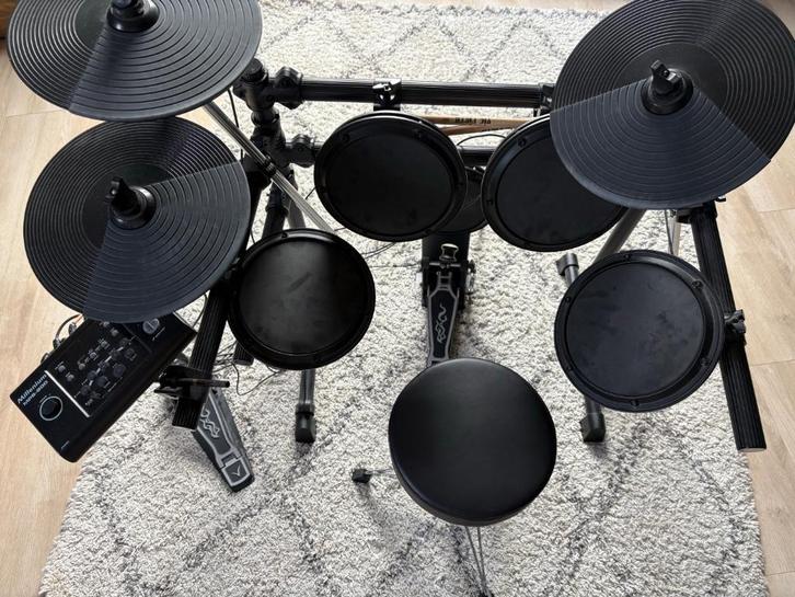 Elektrisch drumstel, Muziek en Instrumenten, Drumstellen en Slagwerk, Gebruikt, Overige merken, Elektronisch, Ophalen