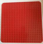 Duplo grote grondplaat rood 38 x 38 cm zgan, Kinderen en Baby's, Speelgoed | Duplo en Lego, Ophalen of Verzenden, Zo goed als nieuw