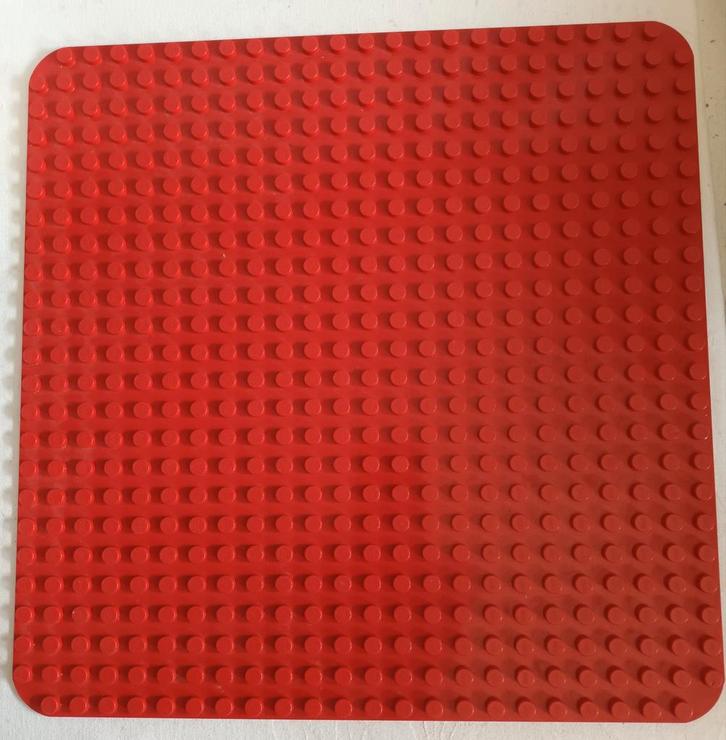 Duplo grote grondplaat rood 38 x 38 cm zgan, Kinderen en Baby's, Speelgoed | Duplo en Lego, Zo goed als nieuw, Duplo, Ophalen of Verzenden