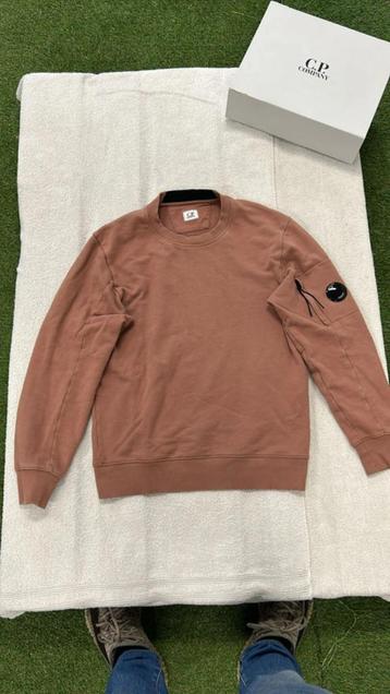 C.P. Company Sweater trui pull met Crewneck en Lens (2024) beschikbaar voor biedingen