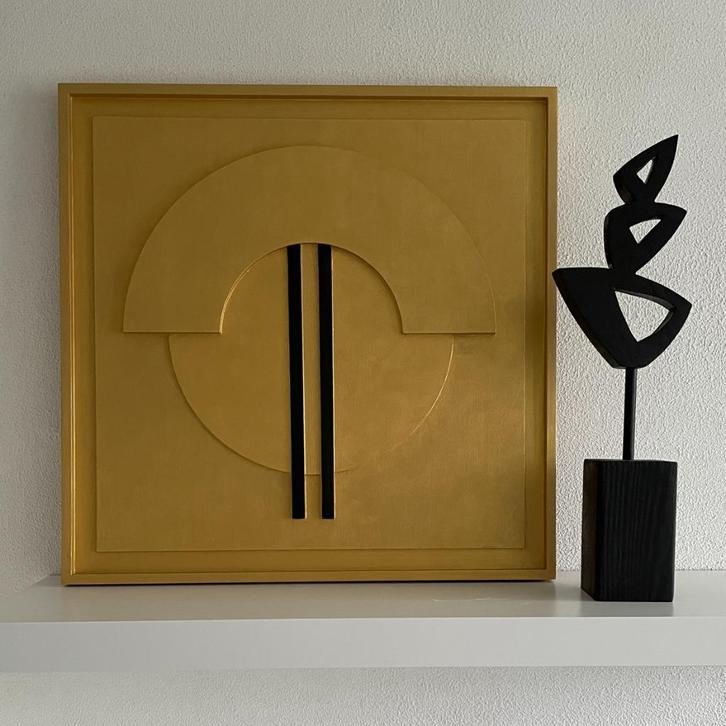 Schilderij van hout met reliëf - kleur goudgeel met zwart, Huis en Inrichting, Woonaccessoires | Schilderijen, Tekeningen en Foto's