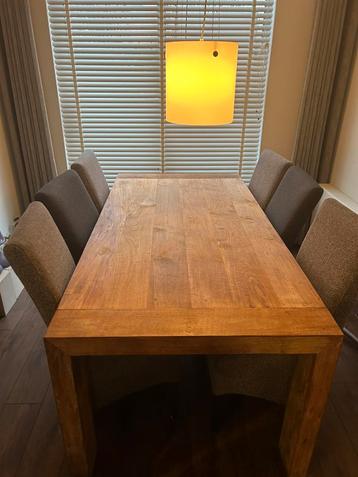 Teakhouten eettafel beschikbaar voor biedingen