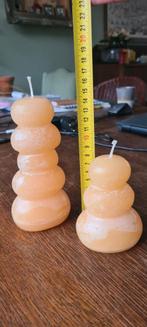 2 mooie kaarsen steenvorm, Ophalen of Verzenden, Zo goed als nieuw, Overige materialen, Minder dan 25 cm