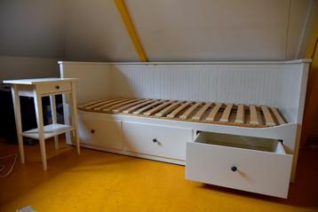 Hemnes Ikea bedbank wit beschikbaar voor biedingen