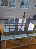 Salontafel met glasplaat en lectuurruimte, Huis en Inrichting, Tafels | Salontafels, Ophalen, Gebruikt, 50 tot 100 cm, 50 tot 100 cm