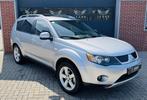 Mitsubishi Outlander 2.4 Intense+ 7 zits Navigatie Carplay N, Auto's, Mitsubishi, Automaat, Stof, 4 cilinders, Met garantie (alle)