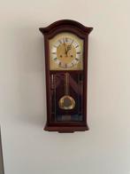 Klassieke wandklok met pendule – houten kast, Ophalen