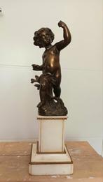 Putti op marmeren sokkel, Ophalen of Verzenden