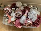 Bak vol roze en zilveren kerstversiering, Diversen, Ophalen of Verzenden, Gebruikt
