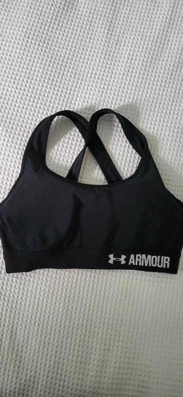Under armour sporttop  beschikbaar voor biedingen