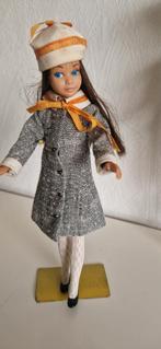 Barbie bubbelcut en haar zusje skipper, Ophalen of Verzenden, Zo goed als nieuw, Pop