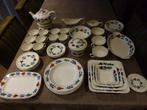 Boerenbont servies., Huis en Inrichting, Keuken | Servies, Overige typen, Ophalen of Verzenden, Zo goed als nieuw, Aardewerk