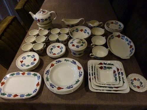 Boerenbont servies., Huis en Inrichting, Keuken | Servies, Zo goed als nieuw, Overige typen, Boerenbont, Aardewerk, Ophalen of Verzenden