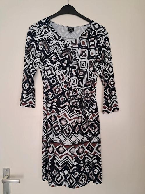 Mooie tijdloze jurk van Green ICE. Maat S., Kleding | Dames, Jurken, Zo goed als nieuw, Maat 36 (S), Overige kleuren, Knielengte