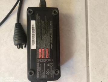 Bosch Acculader - Perfect Werkend! beschikbaar voor biedingen