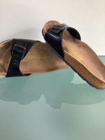 GRATIS VERZENDEN | BIRKENSTOCK Madrid zwarte slippers 37 beschikbaar voor biedingen