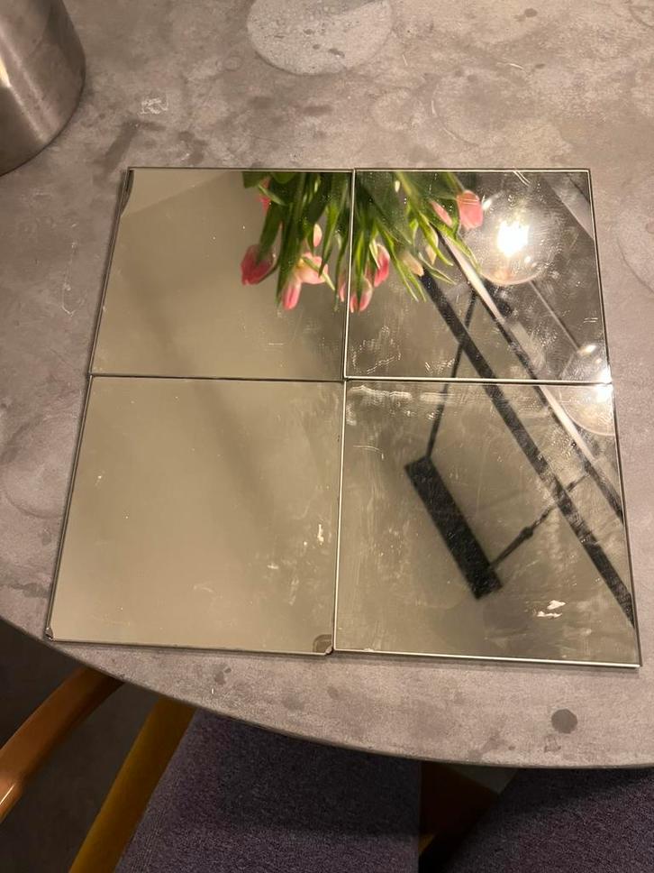 4 Kleine spiegeltjes, Huis en Inrichting, Woonaccessoires | Spiegels, Zo goed als nieuw, Minder dan 50 cm, Minder dan 100 cm, Rond