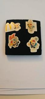 4 Macdonald Uefa voetbalpins 1998., Verzamelen, Ophalen of Verzenden, Sport