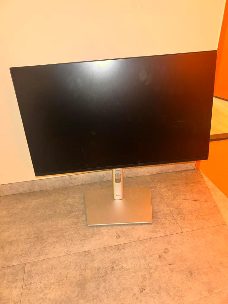Dell P2225H Monitor - Scherm defect, Computers en Software, Monitoren, Gebruikt, 61 t/m 100 Hz, DisplayPort, In hoogte verstelbaar