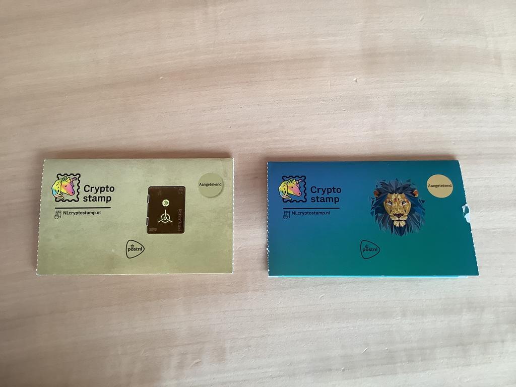 ≥ Gele crypto stamp leeuw!! + safe crypto!! — Postzegels | Nederland —  Marktplaats
