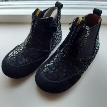 Schoenen 23 beschikbaar voor biedingen
