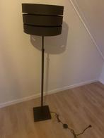 Zwarte  RIviera Maison vloerlamp, Huis en Inrichting, Lampen | Vloerlampen, Ophalen, Zo goed als nieuw, Riviera Maison, Metaal