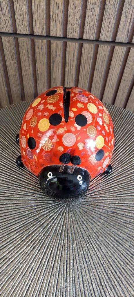 Vintage Pomme Pidou spaarpot lieveheersbeestje, Verzamelen, Spaarpotten, Gebruikt, Dier, Steen, Aardewerk of Keramiek, Ophalen of Verzenden
