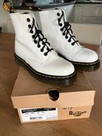 Dr. Martens maat 39, Wit, Lage of Enkellaarzen, Ophalen of Verzenden, Dr. Martens
