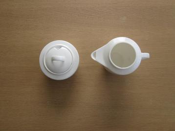 Maxwell & Williams suikerpot D10cm H8cm roomkannetje D7,5 beschikbaar voor biedingen