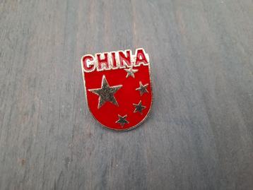 1 mooie pin van een China logo te koop beschikbaar voor biedingen