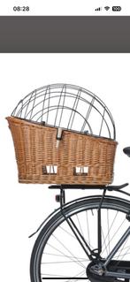 Basil rieten hondenfietsmand 43cm. Voor hond tot 10 kg, Dieren en Toebehoren, Ophalen, Zo goed als nieuw