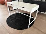 Modern Wit Bureau met Lades model Alex van Ikea 132x58x76cm, Huis en Inrichting, Bureaus, Ophalen, Gebruikt, Bureau