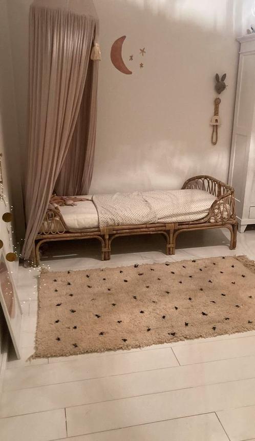 Kinderbed rotan Noor van karwei, Kinderen en Baby's, Kinderkamer | Bedden, Zo goed als nieuw, 180 cm of meer, 70 tot 85 cm, Matras