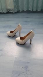 Hakken.        Maat 35, Kleding | Dames, Schoenen, Ophalen of Verzenden, Nieuw