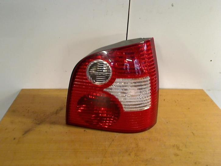Achterlicht Rechts Volkswagen Polo IV (9N1/2/3) 2002, Auto-onderdelen, Verlichting, Volkswagen, Gebruikt