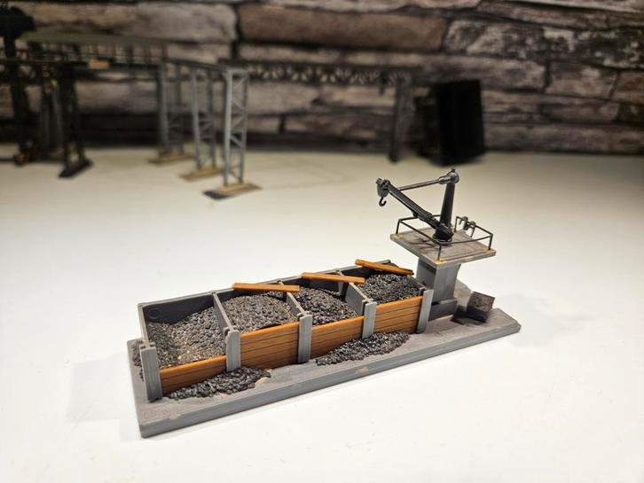 Kolenbunker opslag N spoor trein 1:160, Hobby en Vrije tijd, Modeltreinen | N-Spoor, Gebruikt, Brug, Tunnel of Gebouw, Gelijkstroom of Wisselstroom