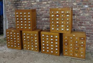 nog 2 oude eikenhouten archiefkasten ladekast beschikbaar voor biedingen
