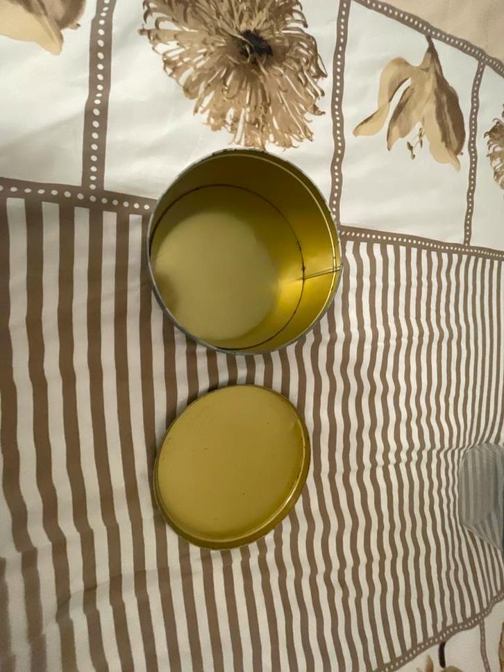 Metalen doos met deksel, Huis en Inrichting, Woonaccessoires | Kisten, Gebruikt, Minder dan 50 cm, Metaal, Ophalen