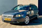 Comfortabele en zuinige Volvo V50 1.6D Momentum station, Auto's, Voorwielaandrijving, Euro 5, 4 cilinders, Origineel Nederlands