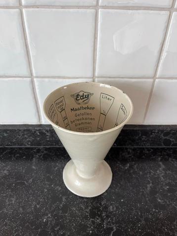 Emaille Edy Maatbeker - Creme beschikbaar voor biedingen