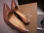 Louboutin kate 100 maat 38,5, Pumps, Nieuw, Ophalen of Verzenden, Roze