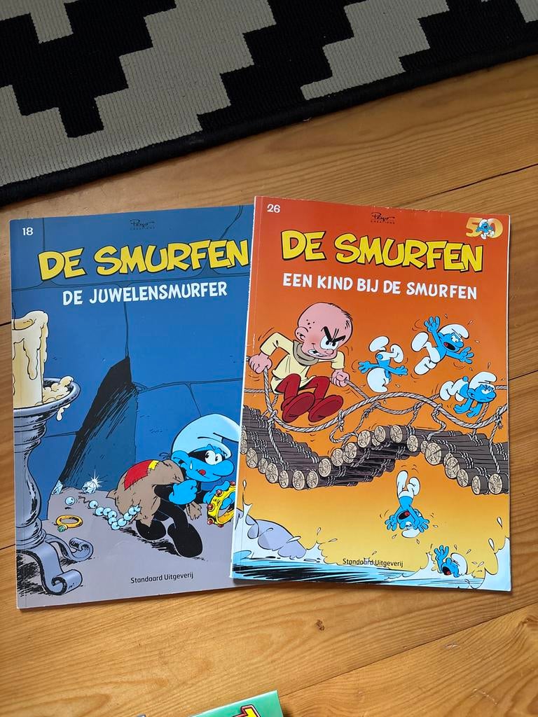 Smurfen strips: De Juwelensmurfer & Een kind bij de Smurfen, Boeken, Meerdere stripboeken, Ophalen of Verzenden, Zo goed als nieuw