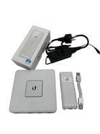 Ubiquiti UniFi Security Gateway - Router met cloud key., Computers en Software, Routers en Modems, Ophalen of Verzenden, Zo goed als nieuw