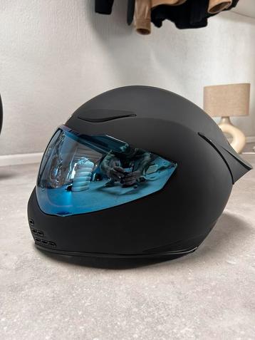 Domain Helm Maat M beschikbaar voor biedingen