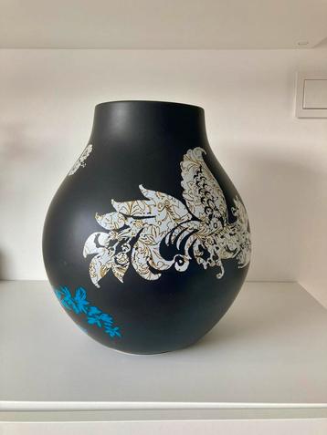 IKEA PS JONSBERG Vaas Zwart - Hella Jongerius beschikbaar voor biedingen