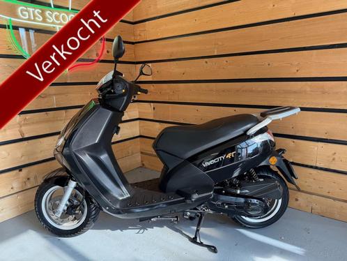 Peugeot Bromscooter Viva City 4T (bj 2015), Fietsen en Brommers, Brommers | Peugeot, Gebruikt, Overige modellen