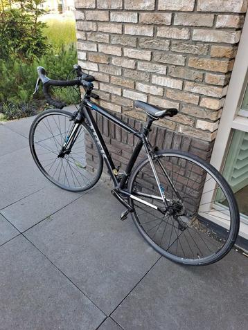 Zgan racefiets Trek, framemaat 48 beschikbaar voor biedingen