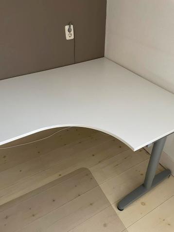 Ikea hoekbureau Bekant - afbeelding 2