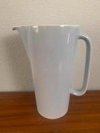 Boch la Louvière Belgium melkkan pastelblauw 50s, Antiek en Kunst, Antiek | Servies los, Verzenden